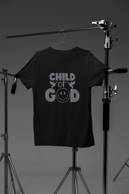 Child of God Smiley Face w/Doves Short Sleeve T-Shirt